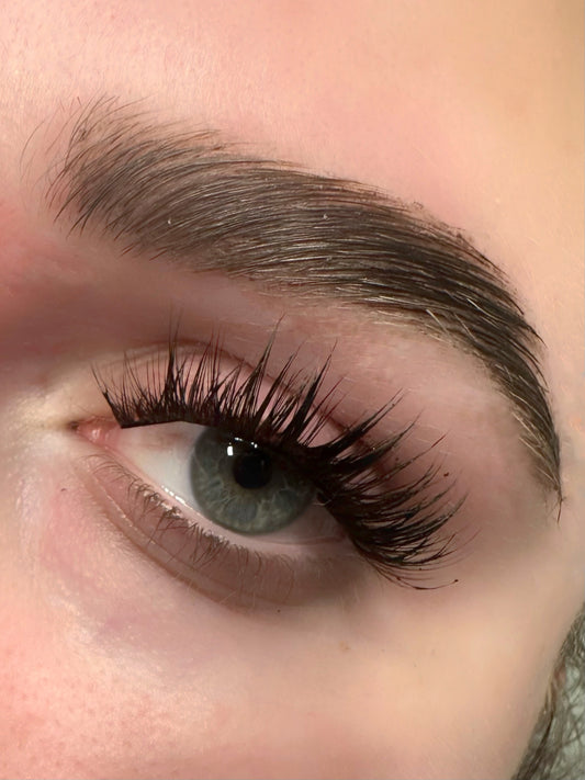 FLUFFY - LASH CLUSTERS